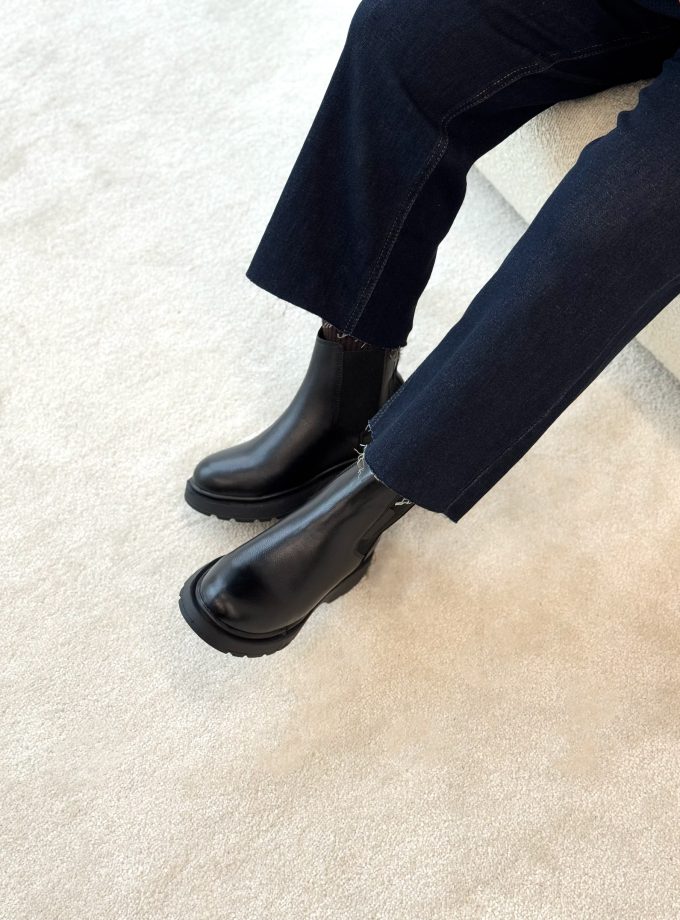 نیم بوت CAROLL